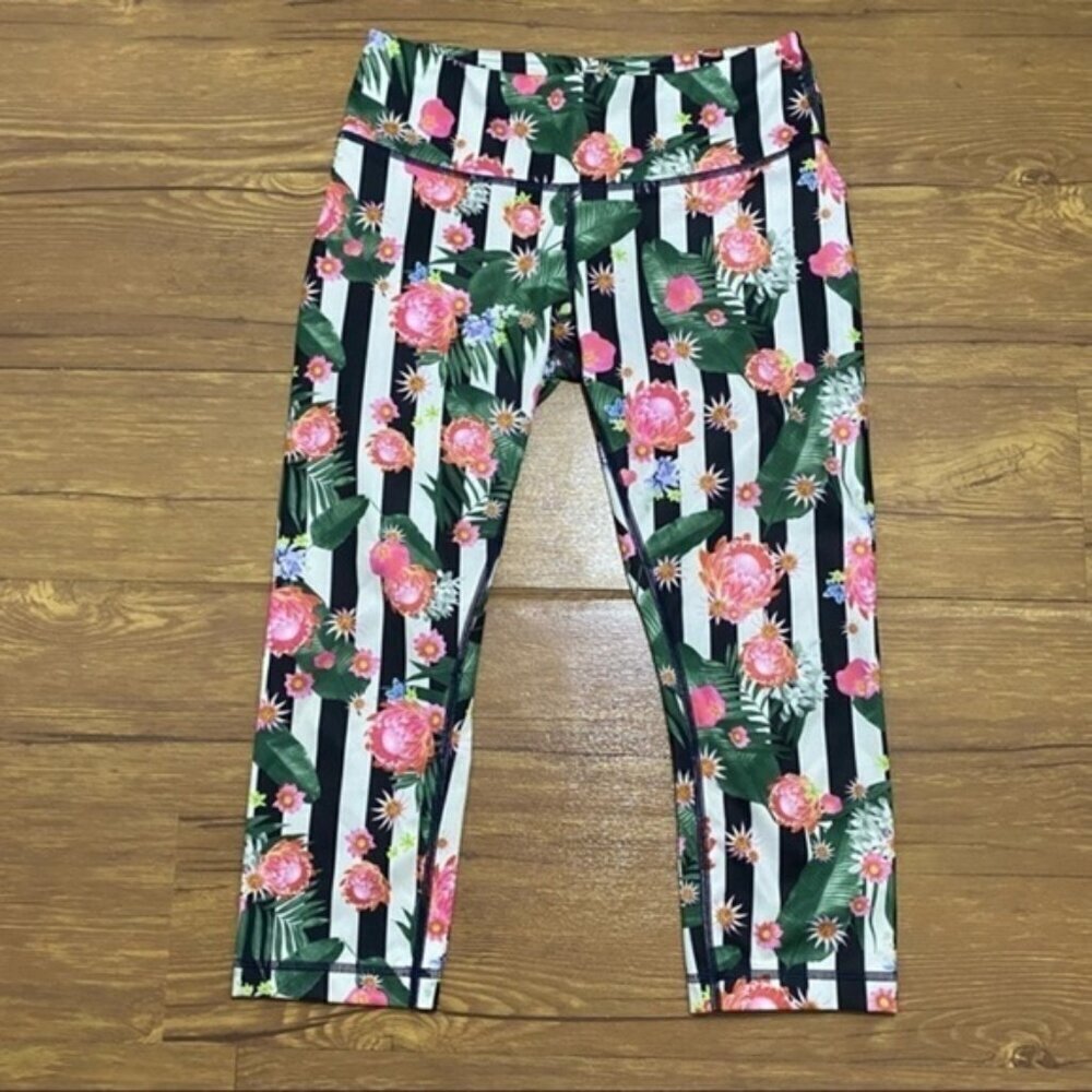 Lululemon Wunder Under Crop Palm Play Floral Stripe Leggings‎ Size 6